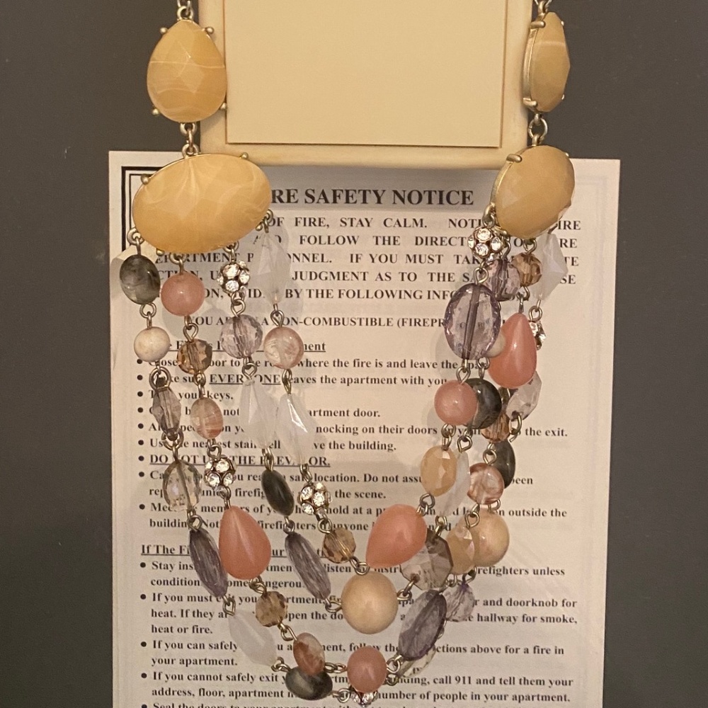 Neutral colors statement necklace